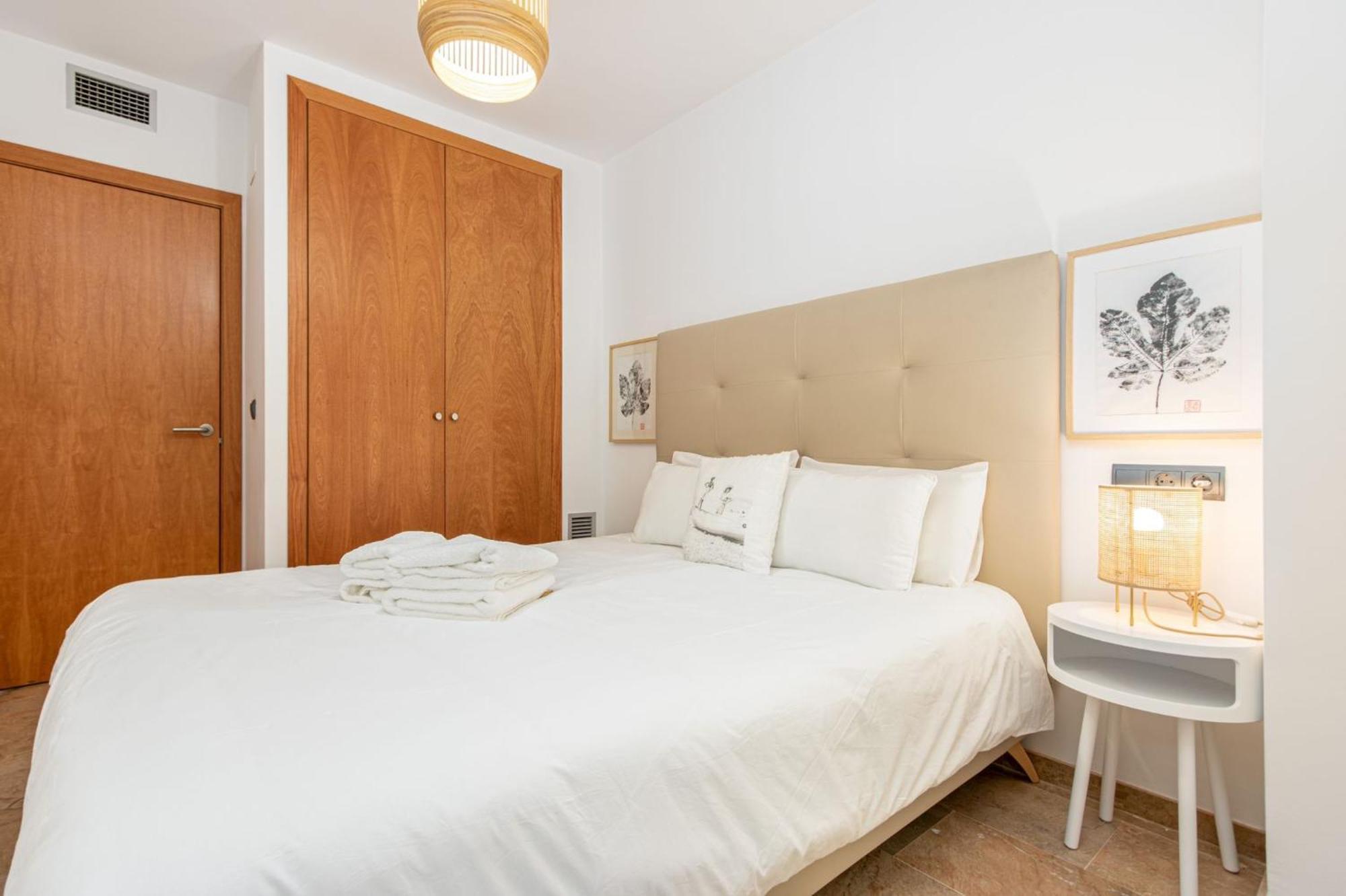 Milenial Marinapark - A Pie De Playa Con Piscina Y Parking Roses